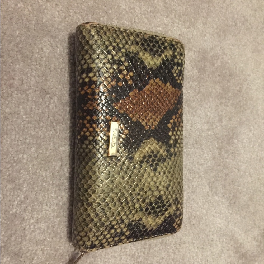 Aldo wallet for women